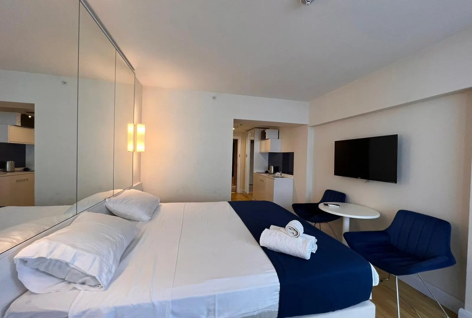 Orbi Central Sea View Hotel 바투미