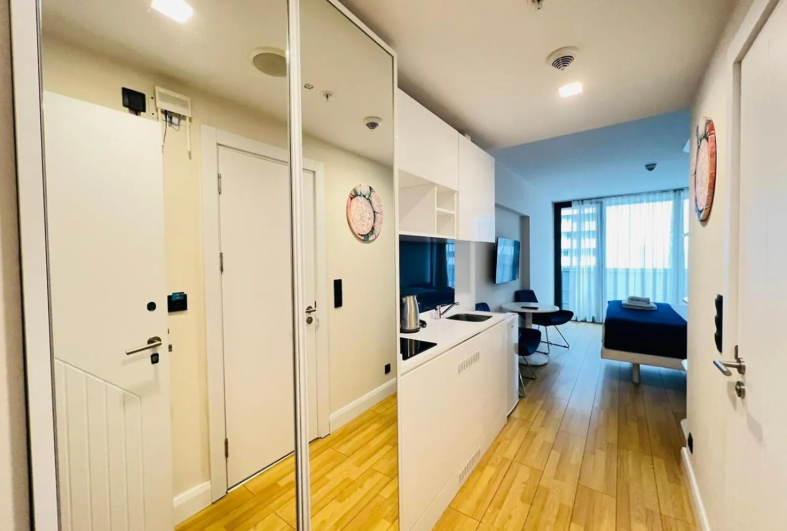 Orbi Central Sea View Hotel 바투미